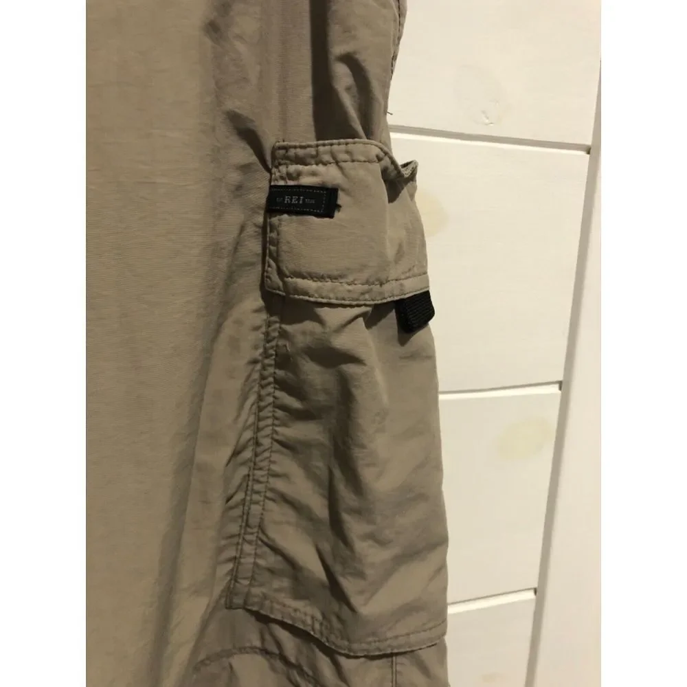 WOMENS REI TAN KHAKI CONVERTIBLE ZIP OFF‎ NYLON HIKING PANTS SHORTS UPF 50 SZ 14